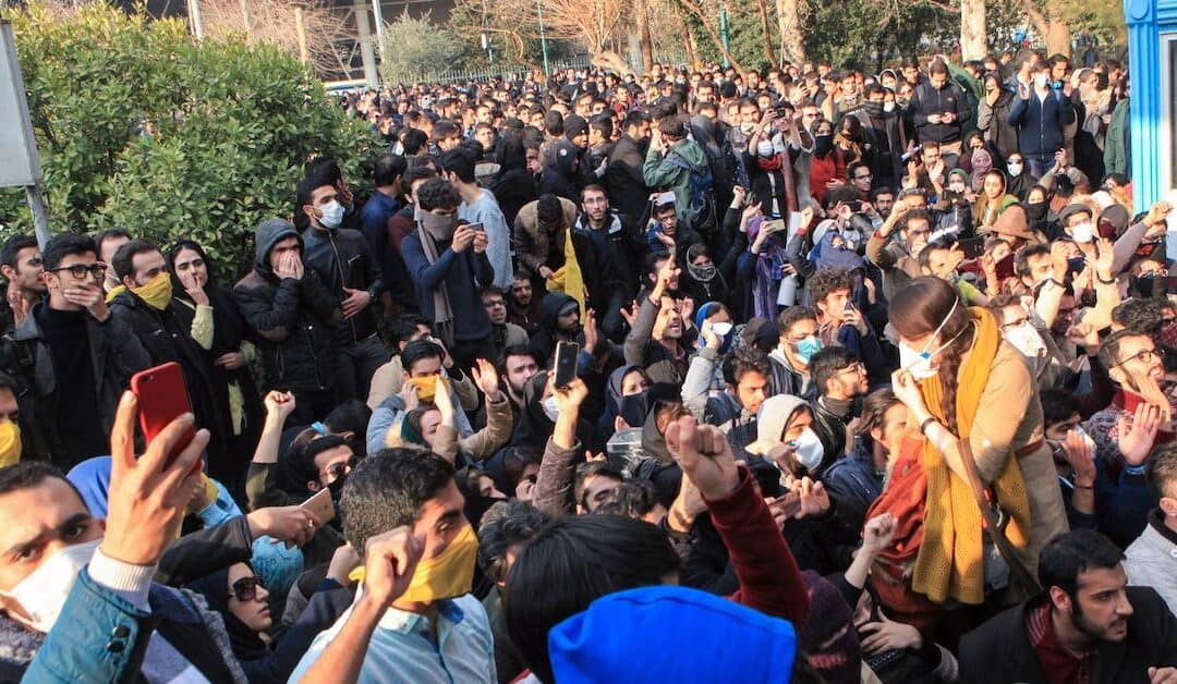 Millions of Young Iranians Support the Overthrow of the Regime
