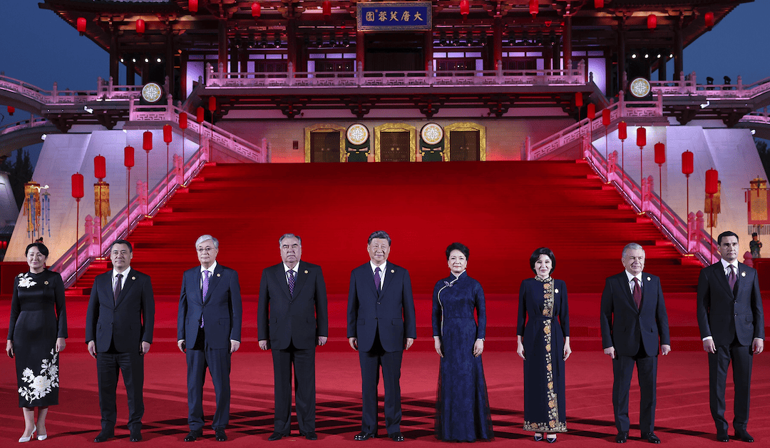 Xi Jinping’s Royal Cosplay and His Ruling Based on Secret Agents