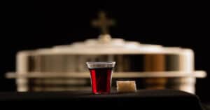 The duty of constant communion