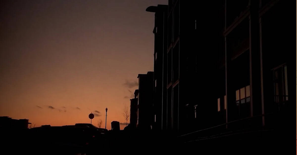 What happens when blackouts occur during extreme cold?